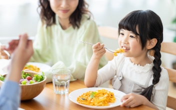 ���낢��ȃ~�l�����𓯎��ɐۂ������������́H